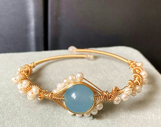 Sapphire Dreams Pearl Bracelet